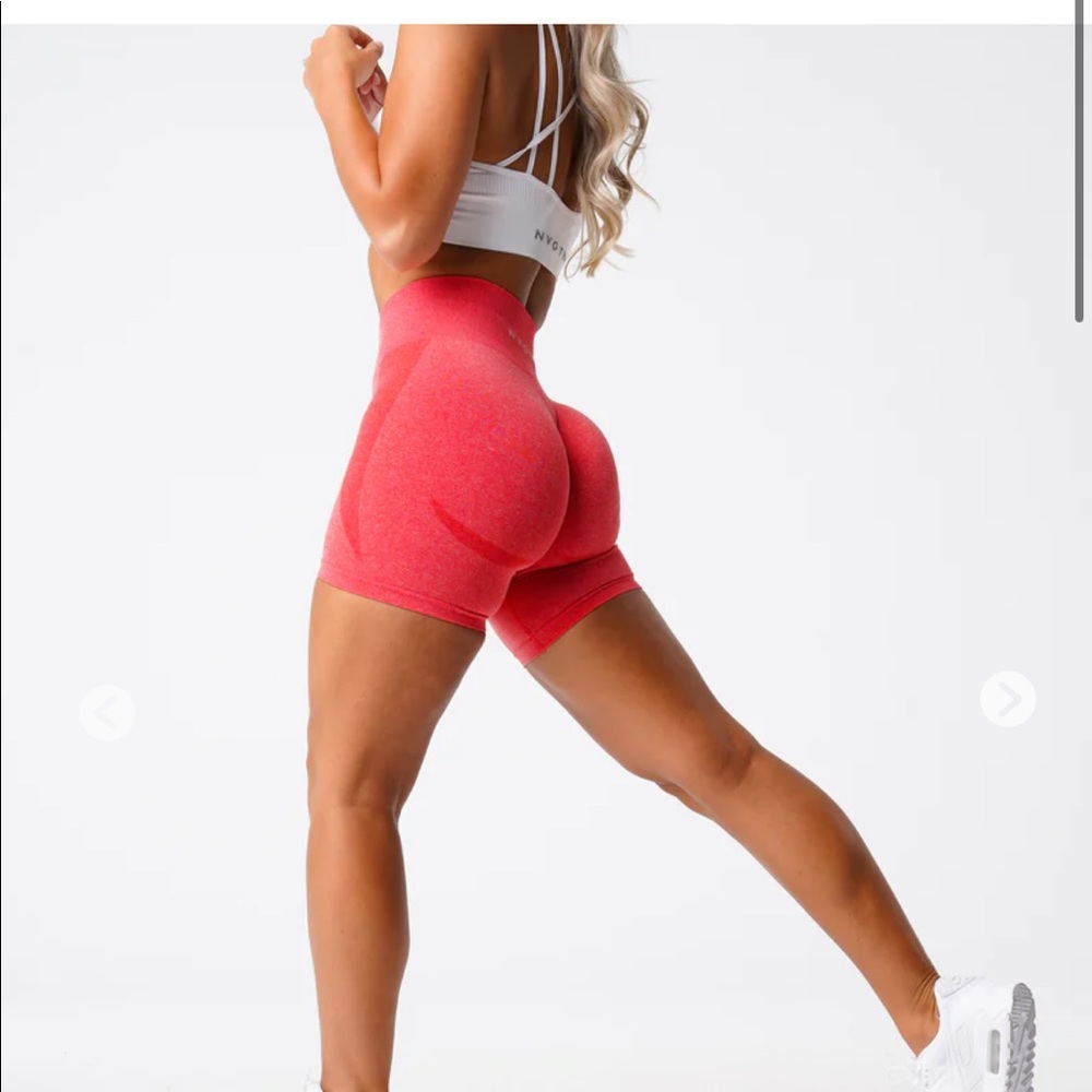 NVGTN Candy Apple Contour Seamless Shorts